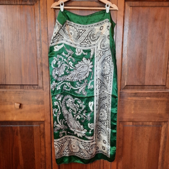 Vintage 100% Thai Silk Dark Green Brown Paisley Print Patterned Scarf - Picture 11 of 14